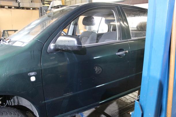 Foto: TÜR VORN LINKS eines Skoda Fabia 1.4 SLX