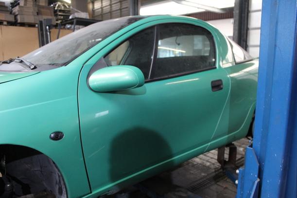 Foto: TÜR VORN LINKS eines Opel Tigra 1.6i 16V Comfortline