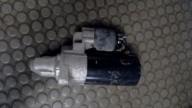 Foto: ANLASSER / STARTER BOSCH eines Mercedes-Benz E 320 T Comfortline