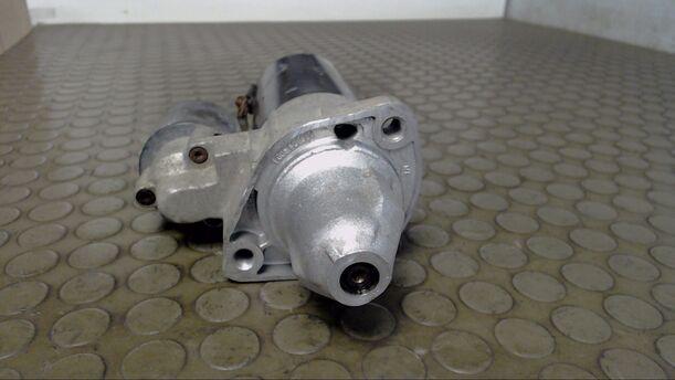 Foto: ANLASSER / STARTER BOSCH eines Mercedes-Benz E 320 T Comfortline