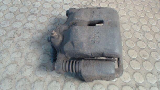 Foto: BREMSSATTEL VORN RECHTS eines Hyundai Atos 1.1 SLX