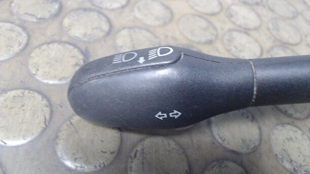 Foto: BLINKERSCHALTER/ KOMBISCHALTER eines VW Golf 1.6 SLX