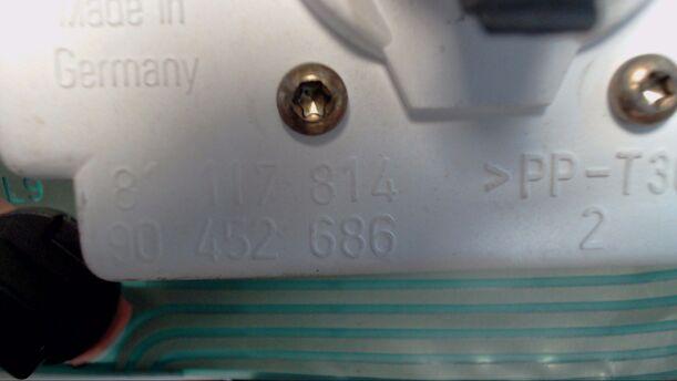 Foto: TACHOEINHEIT eines Opel Astra SLX