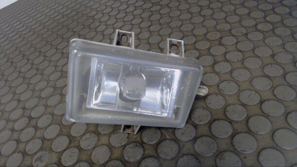 Foto: NEBELSCHEINWERFER LINKS eines VW Polo 60 Servo SLX