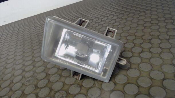 Foto: NEBELSCHEINWERFER LINKS eines VW Polo 60 Servo SLX
