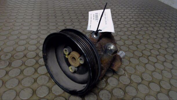 Foto: PUMPE SERVOLENKUNG eines VW Polo 60 Servo SLX