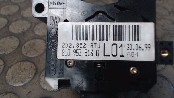 Foto: BLINKSCHALTER/KOMBISCHALTER eines Audi A6 Avant 2.7 T quattro