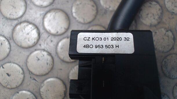 Foto: SCHEIBENWISCHERSCHALTER eines Audi A6 Avant 2.7 T quattro