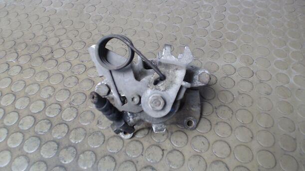 Foto: BREMSSATTEL HINTEN LINKS (QUATTRO) eines Audi A6 Avant 2.7 T quattro