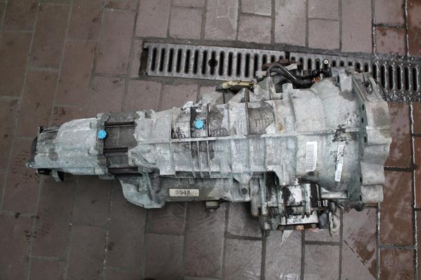 Foto: AUTOMATIK-GETRIEBE EDF (UNGEPRÜFT) eines Audi A6 Avant 2.7 T quattro