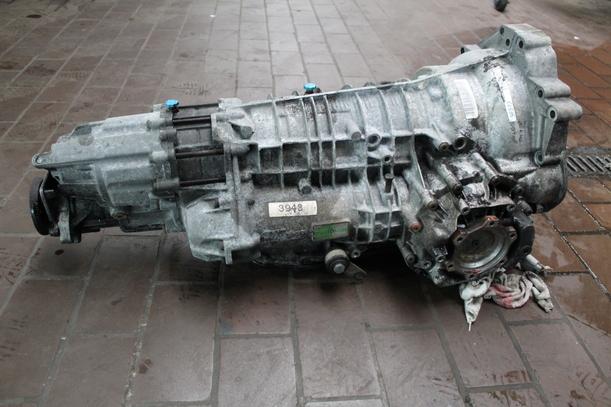 Foto: AUTOMATIK-GETRIEBE EDF (UNGEPRÜFT) eines Audi A6 Avant 2.7 T quattro