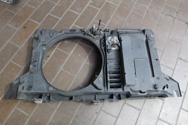 Foto: SCHLOSSTRÄGER eines Citroen C5 2.0