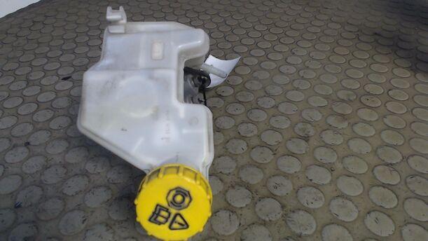 Foto: HAUPTBREMSZYLINDER eines Ford Fusion 1.4