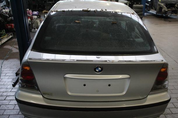 Foto: HECKKLAPPE eines BMW 316ti compact