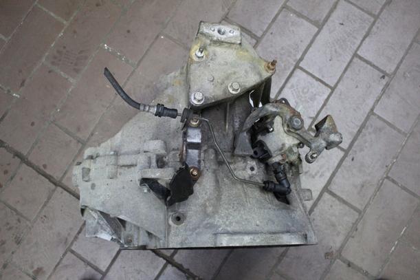 Foto: SCHALTGETRIEBE 7G9R7002ZF eines FORD MONDEO 1,8 TDCI TREND SLX
