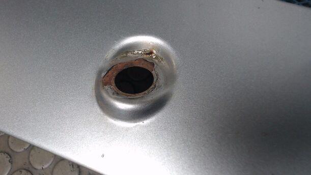 Foto: WISCHERABDECKUNG/ WINDLAUF eines Fiat Barchetta 1.8 16V