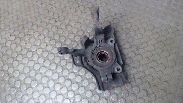 Foto: ACHSSCHENKEL VORNE LINKS ( OHNE ABS ) eines Fiat Barchetta 1.8 16V