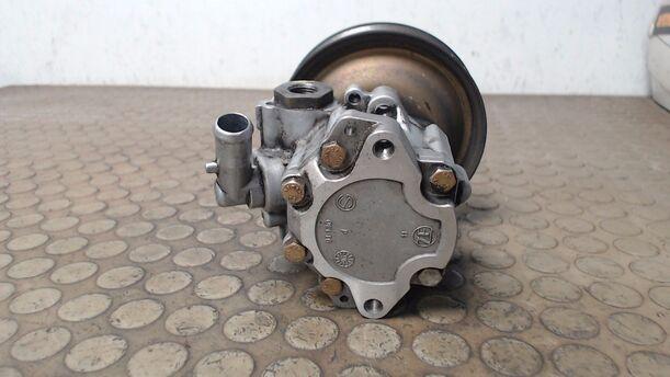 Foto: PUMPE SERVOLENKUNG eines Fiat Barchetta 1.8 16V