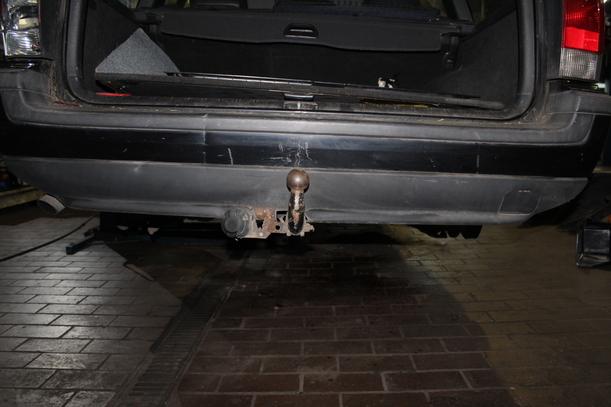 Foto: STOßSTANGE HINTEN eines Volvo V70 D5