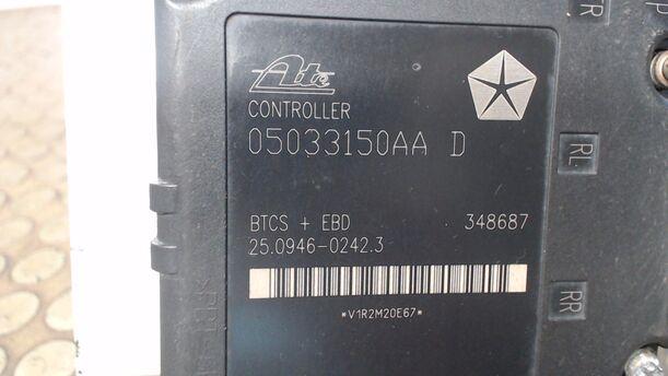Foto: HAUPTBREMSAGGREGAT ABS eines Chrysler PT Cruiser 2.0 SLX