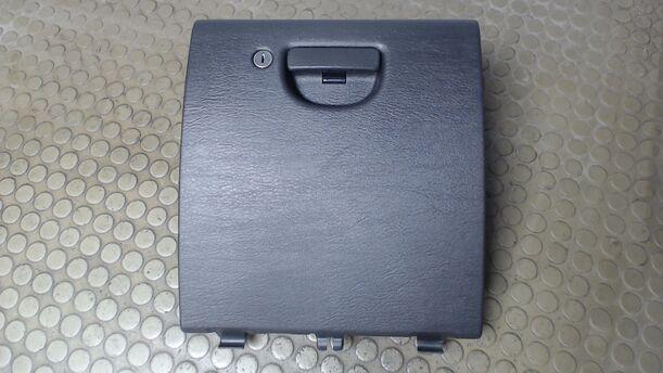 Foto: HANDSCHUHFACH eines Chrysler PT Cruiser 2.0 SLX