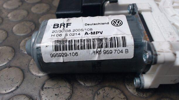 Foto: FENSTERHEBERMOTOR HINTEN RECHTS eines VW Touran 1.9 TDI