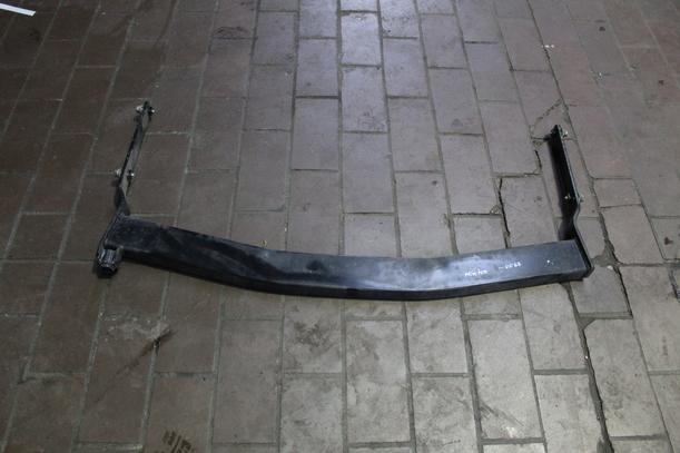 Foto: VERSTÄRKUNG HINTEN eines VW Touran 1.9 TDI