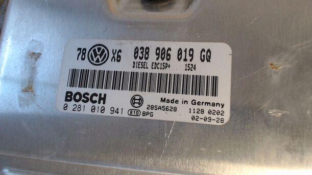 Foto: STEUERGERÄT DIESELEINSPRITZUNG eines VW Passat Variant 1.9 TDI