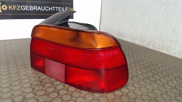 Foto: RÜCKLEUCHTE / HECKLEUCHTE RECHTS eines BMW 520i