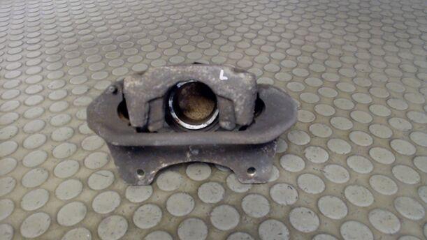 Foto: BREMSSATTEL VORN LINKS eines Fiat Punto 60
