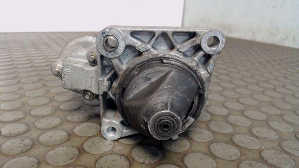 Foto: ANLASSER / STARTER eines Fiat Punto 60 SLX
