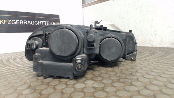 Foto: SCHEINWERFER LINKS eines Alfa Romeo 156 Sportwagon 2.0 Twin Spark