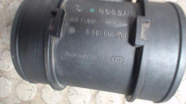 Foto: LUFTMASSENMESSER BOSCH eines Alfa Romeo 156 Sportwagon 2.0 Twin Spark