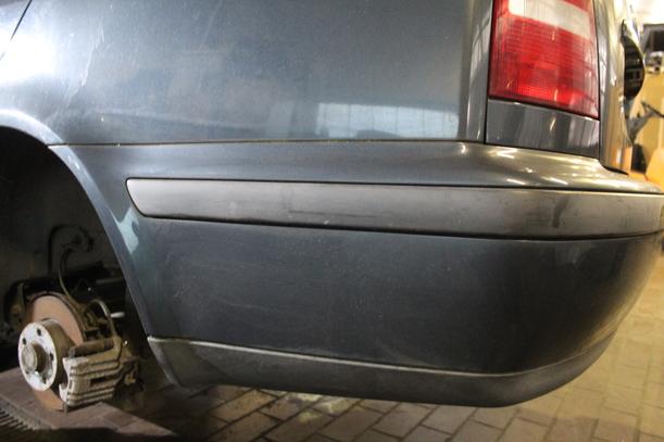 Foto: STOSSFÄNGER / STOSSSSTANGE HINTEN eines Skoda Octavia 1.8 T