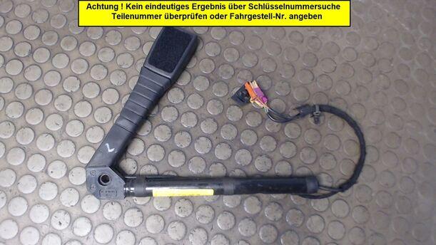 Foto: GURTSTRAFFER VORNE LINKS eines Opel Signum 3.0 V6 CDTI
