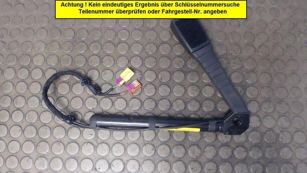 Foto: GURTSTRAFFER VORNE RECHTS eines Opel Signum 3.0 V6 CDTI