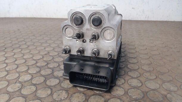 Foto: HAUPTBREMSAGGREGAT ABS eines Opel Signum 3.0 V6 CDTI