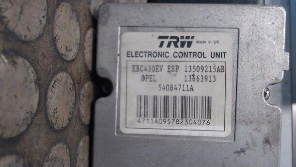 Foto: HAUPTBREMSAGGREGAT ABS eines Opel Signum 3.0 V6 CDTI