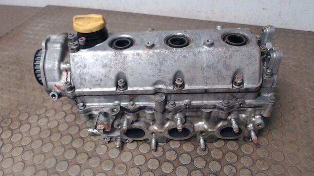 Foto: ZYLINDERKOPF Y30DT VORN 1. REIHE eines Opel Signum 3.0 V6 CDTI
