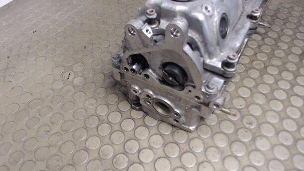 Foto: ZYLINDERKOPF Y30DT VORN 1. REIHE eines Opel Signum 3.0 V6 CDTI