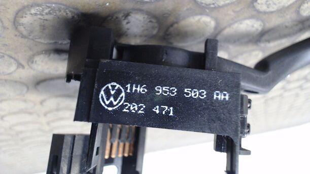 Foto: SCHEIBENWISCHERSCHALTER eines VW Passat Variant 1.6