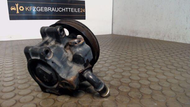 Foto: PUMPE SERVOLENKUNG / SERVOPUMPE eines Ford Focus