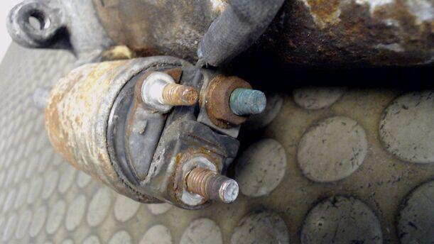 Foto: ANLASSER / STARTER eines Ford Focus