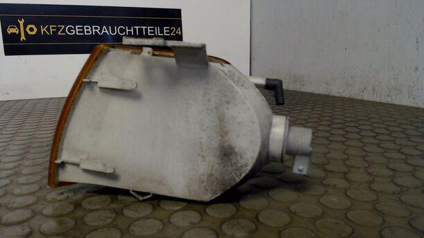 Foto: BLINKER VORN RECHTS eines VW Polo 45