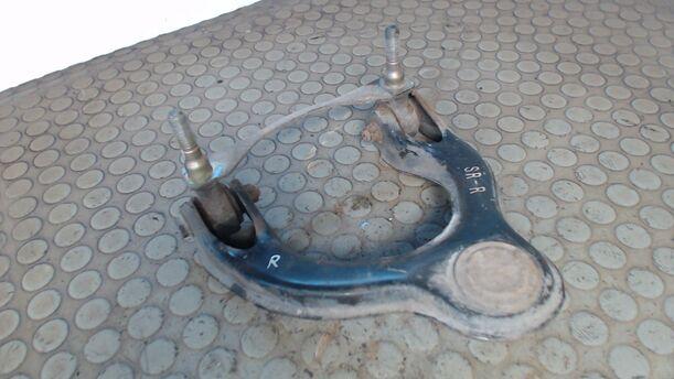Foto: QUERLENKER VORN OBEN RECHTS eines Honda Civic 1.5i