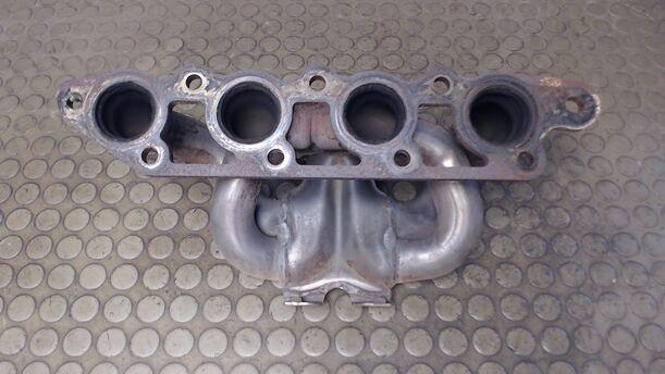 Foto: AUSPUFFKRÜMMER eines Ford Focus Turnier