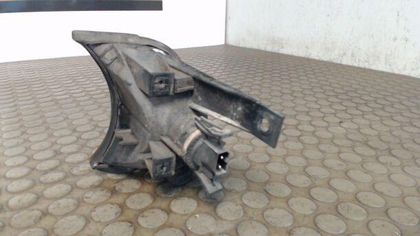 Foto: BLINKER VORN RECHTS eines BMW 520i 24V