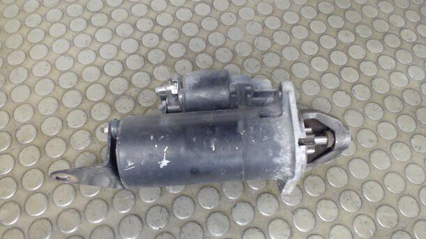 Foto: ANLASSER / STARTER BOSCH eines BMW 520i 24V