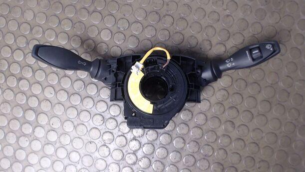 Foto: BLINKSCHALTER/KOMBISCHALTER eines Ford Fiesta 1.25