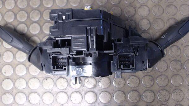 Foto: BLINKSCHALTER/KOMBISCHALTER eines Ford Fiesta 1.25